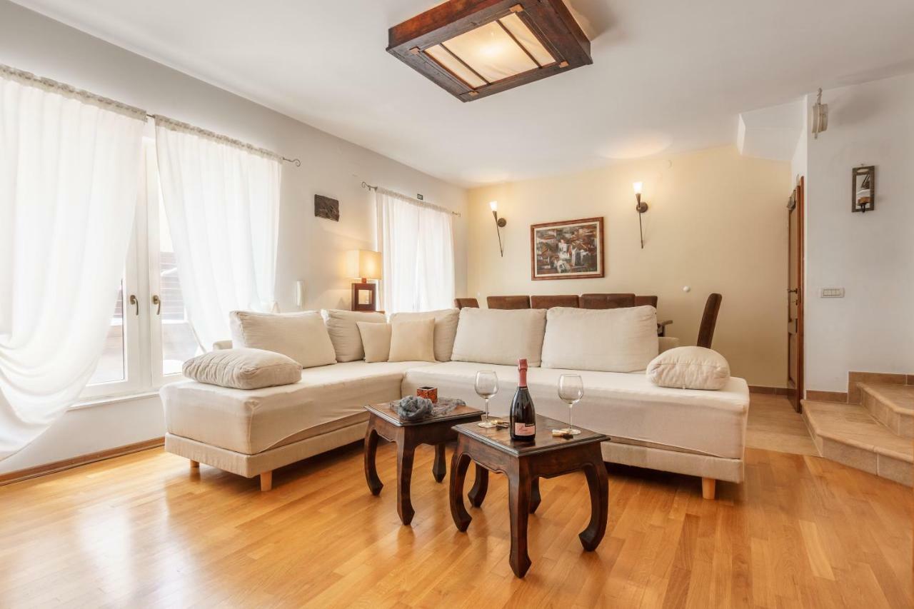 Holiday home Holiday Harmony Zrnovnica